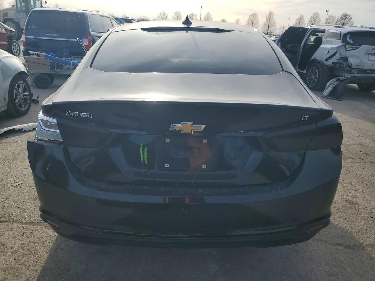 2018 CHEVROLET MALIBU LT photo 6
