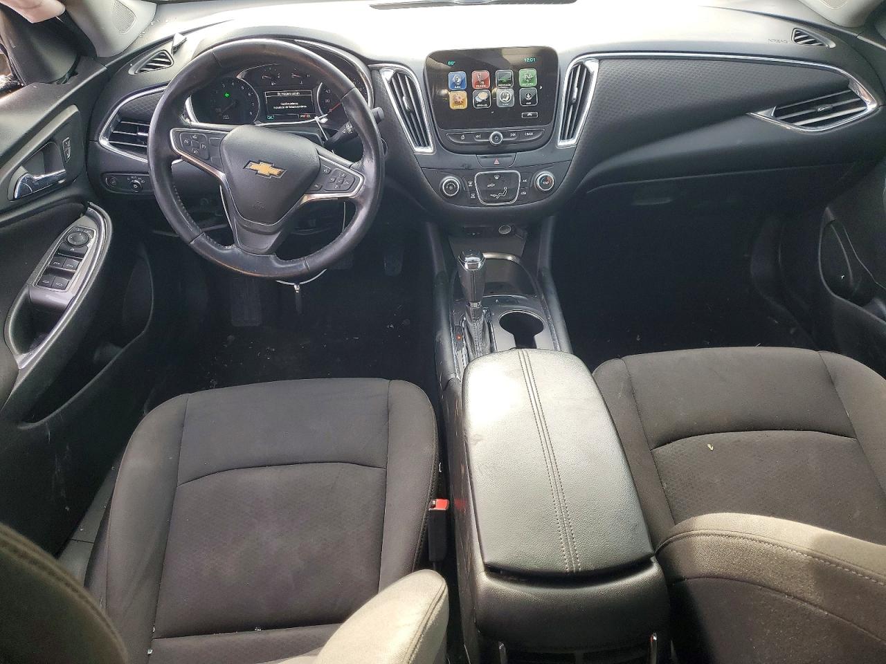 2018 CHEVROLET MALIBU LT photo 8