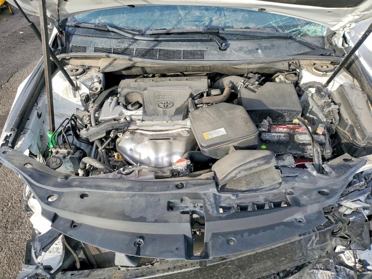 2016 TOYOTA CAMRY photo 21