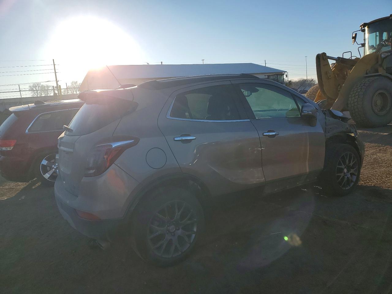 2019 BUICK ENCORE SPORT TOURING photo 3