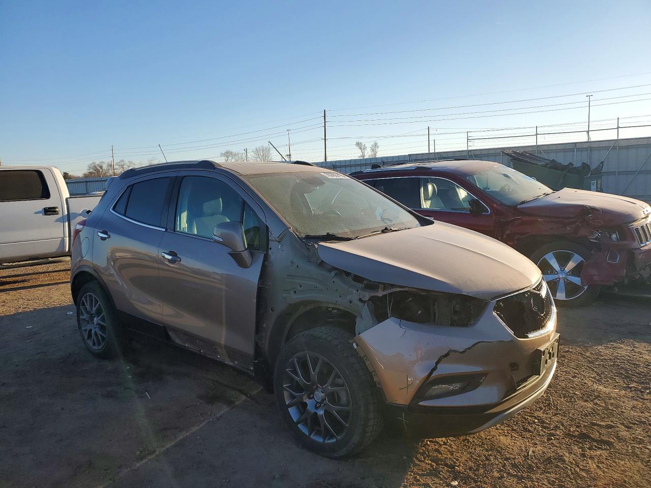 2019 BUICK ENCORE SPORT TOURING photo 4
