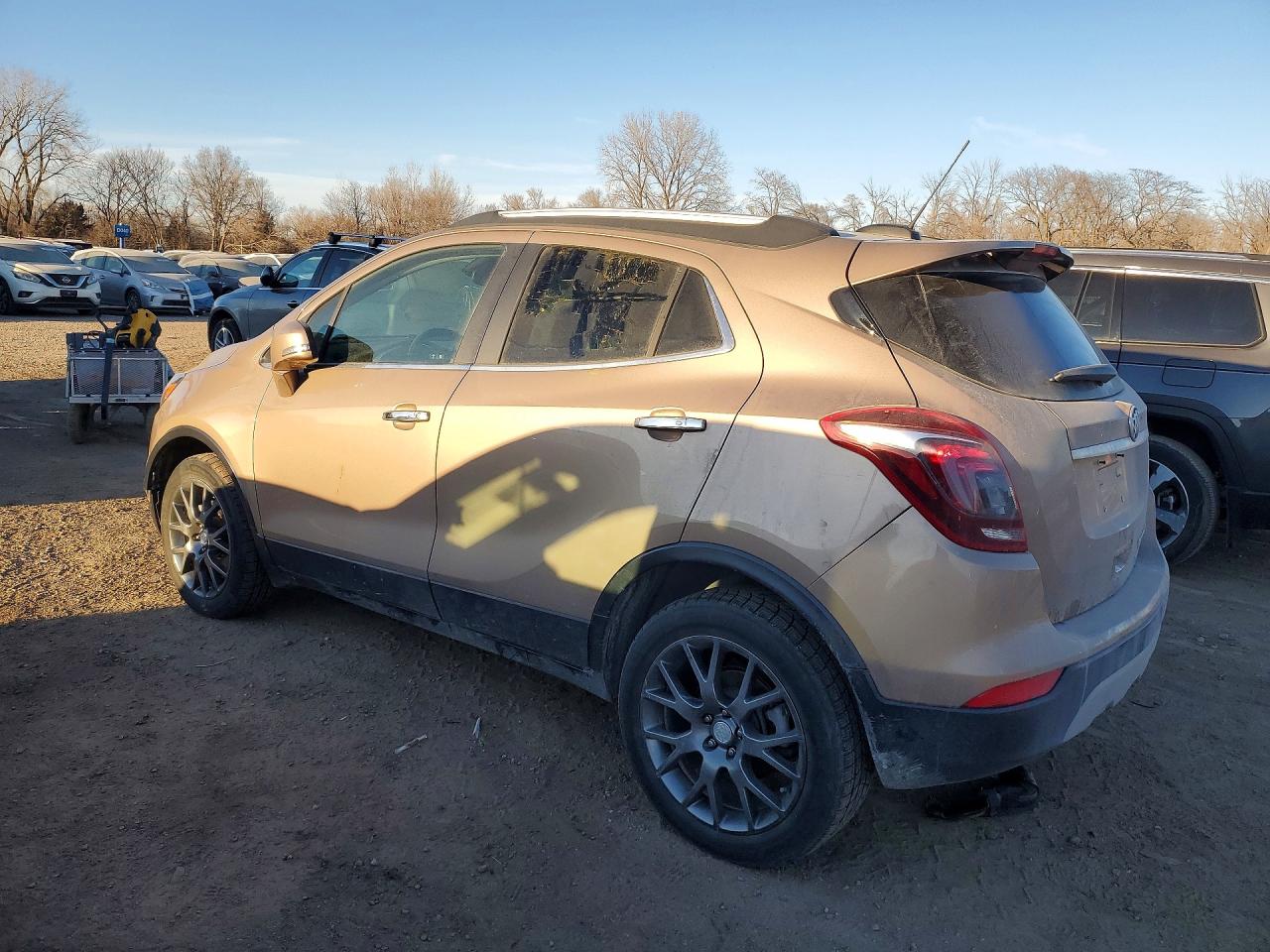 2019 BUICK ENCORE SPORT TOURING photo 2