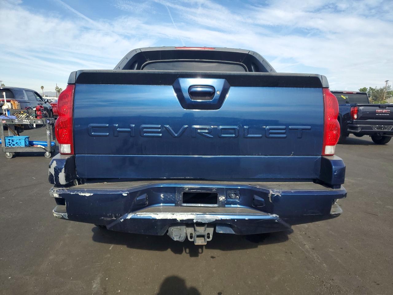2002 CHEVROLET AVALANCHE K1500 photo 11
