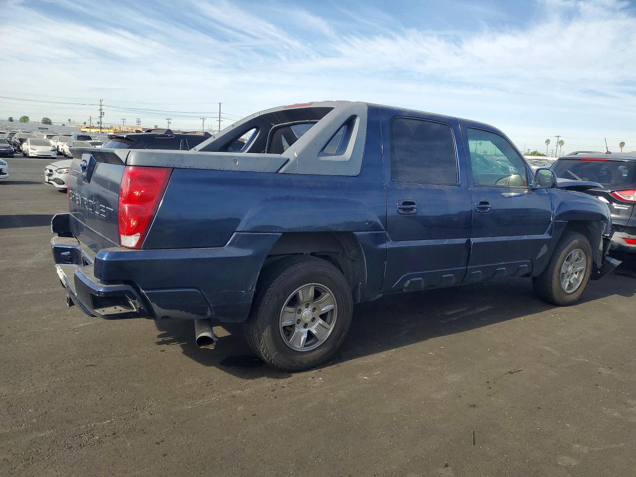 2002 CHEVROLET AVALANCHE K1500 photo 5