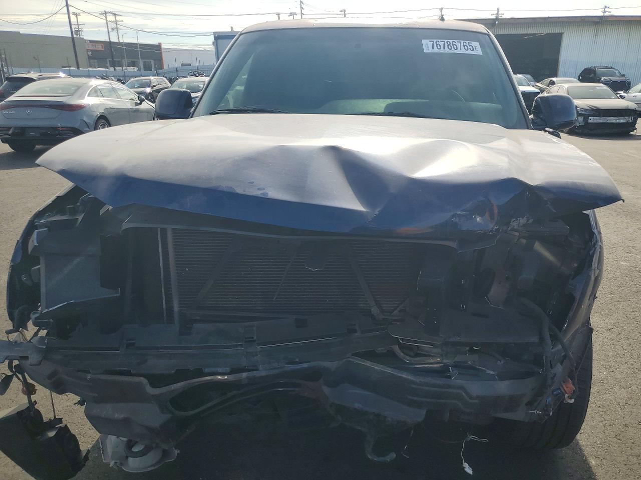 2002 CHEVROLET AVALANCHE K1500 photo 9
