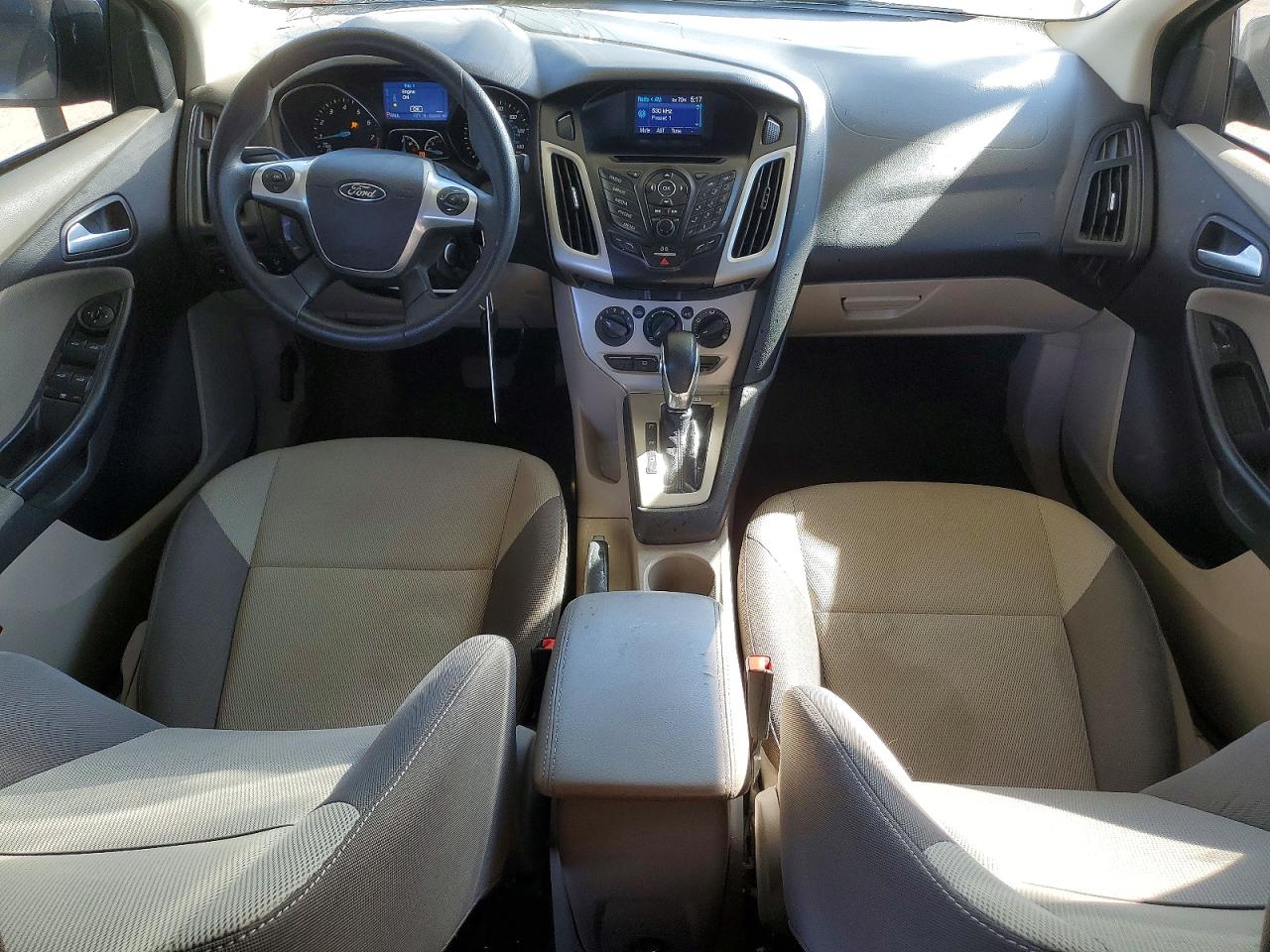 2014 FORD FOCUS photo 8