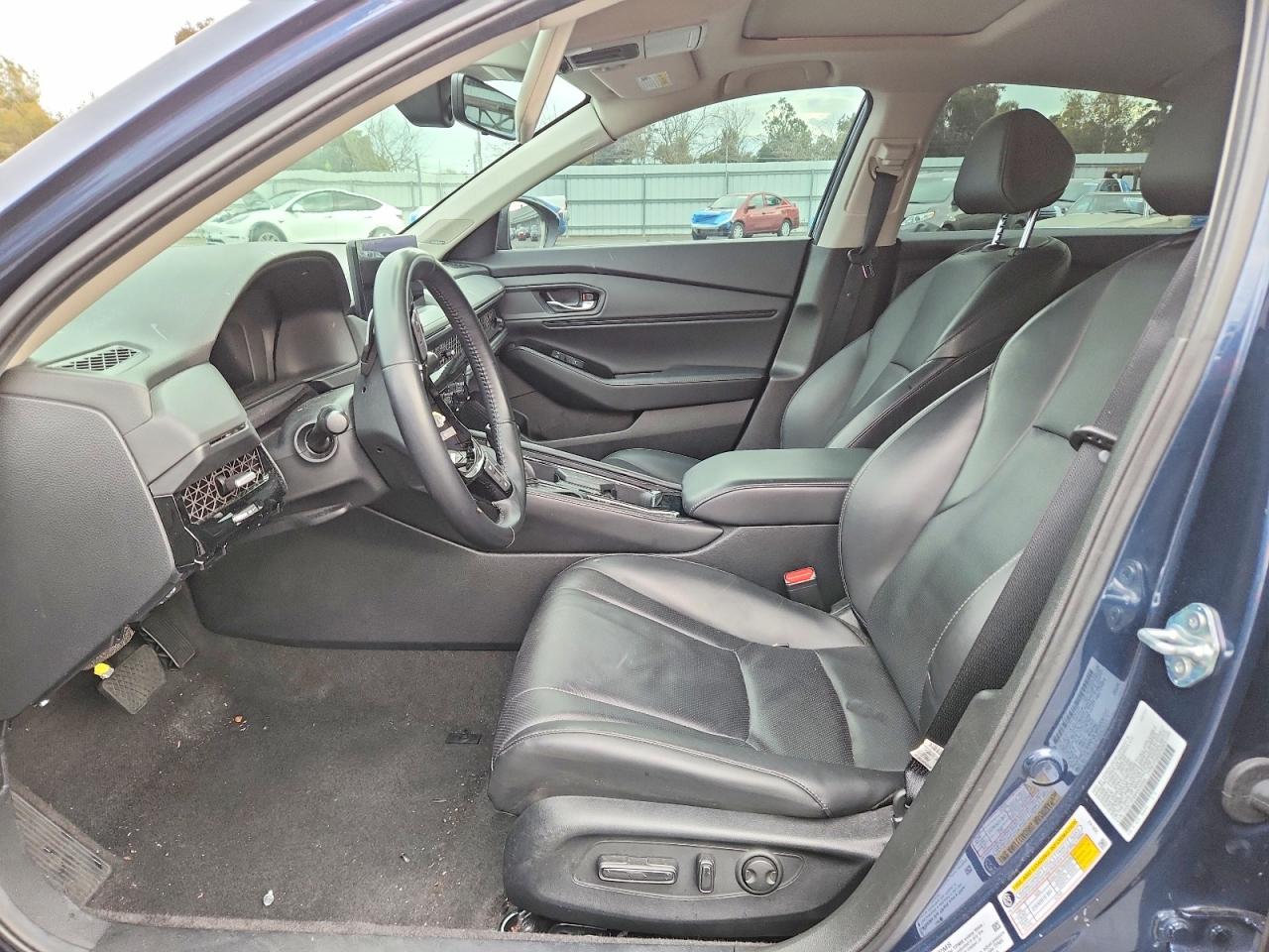 2024 HONDA ACCORD TOURING HYBRID photo 7