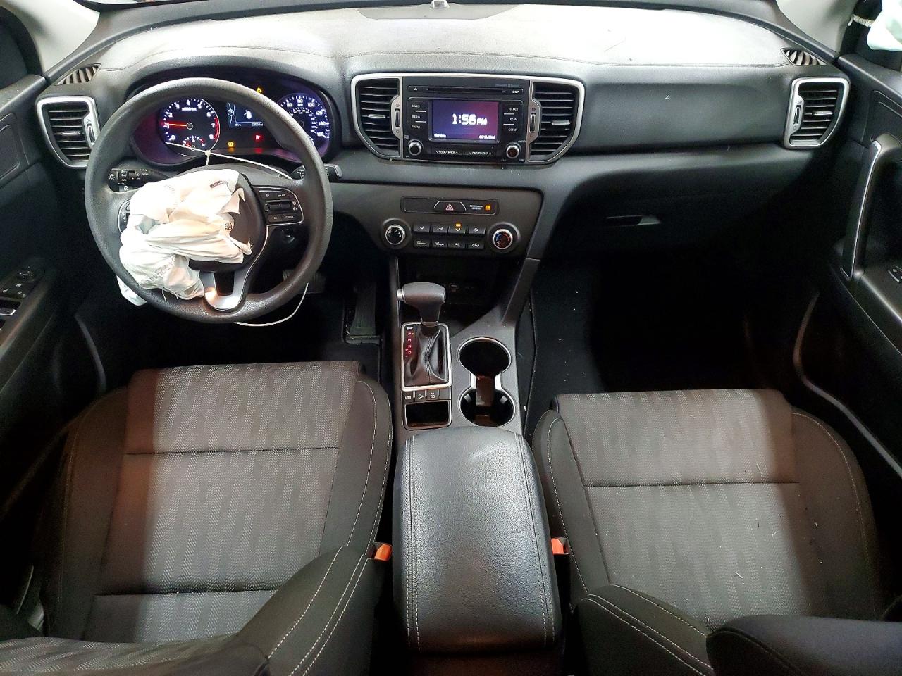 2017 KIA SPORTAGE LX photo 22