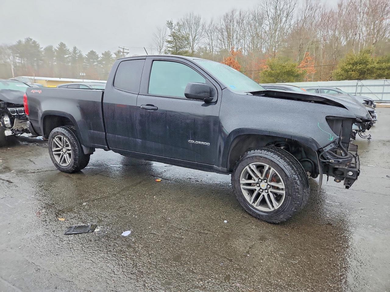 2019 CHEVROLET COLORADO photo 4