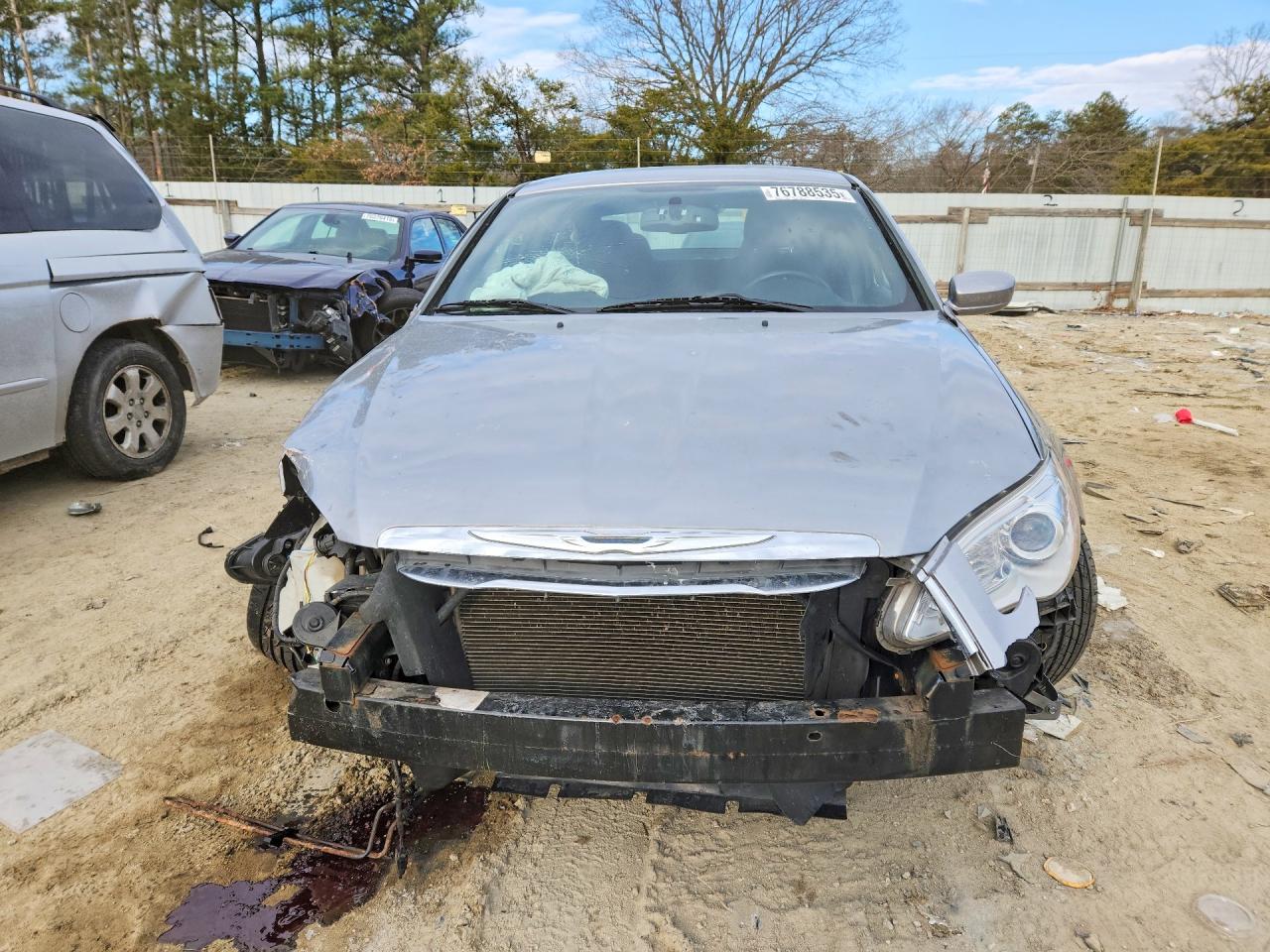 2013 CHRYSLER 200 TOURING photo 5