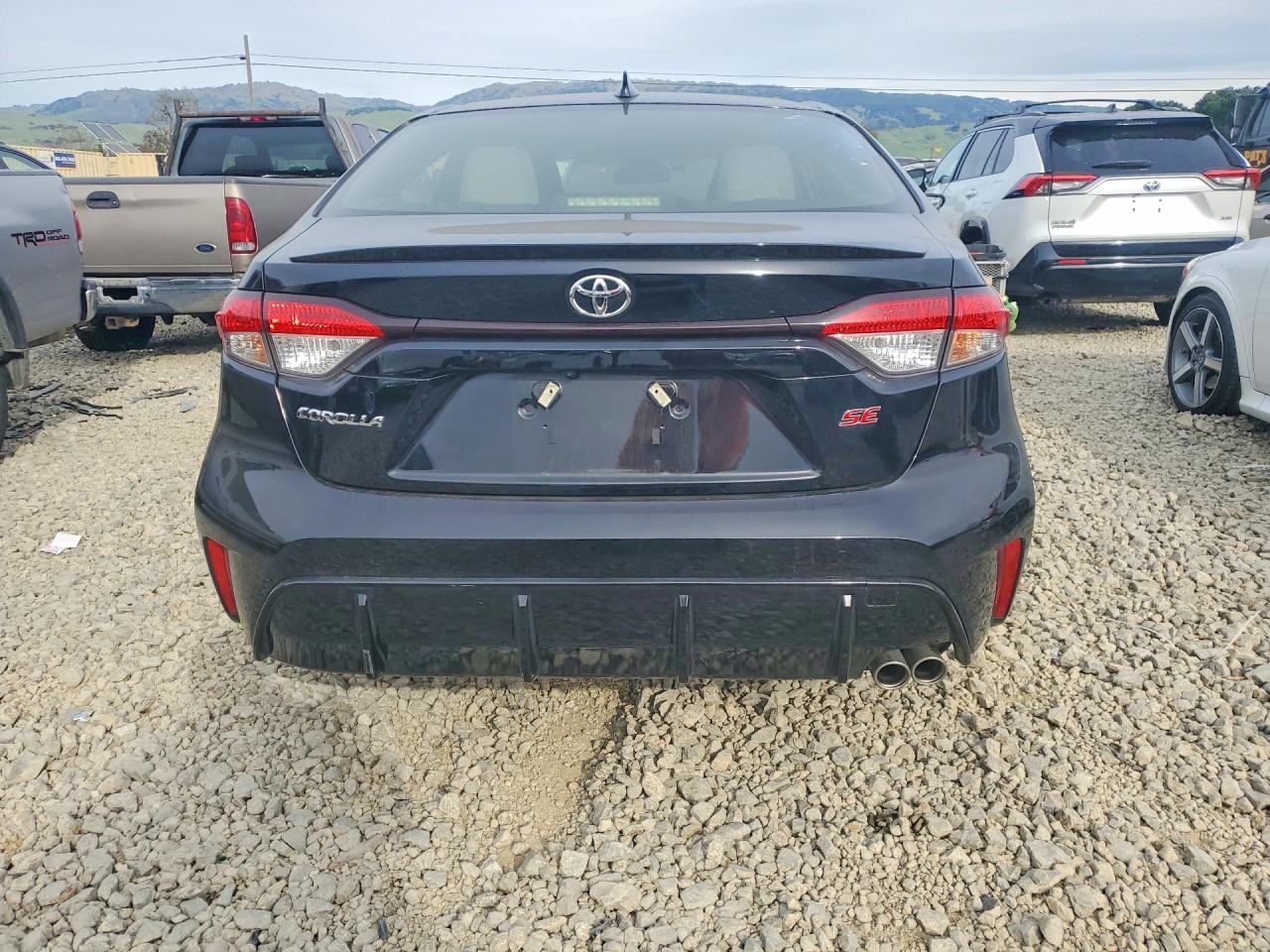 2024 TOYOTA COROLLA SE photo 6