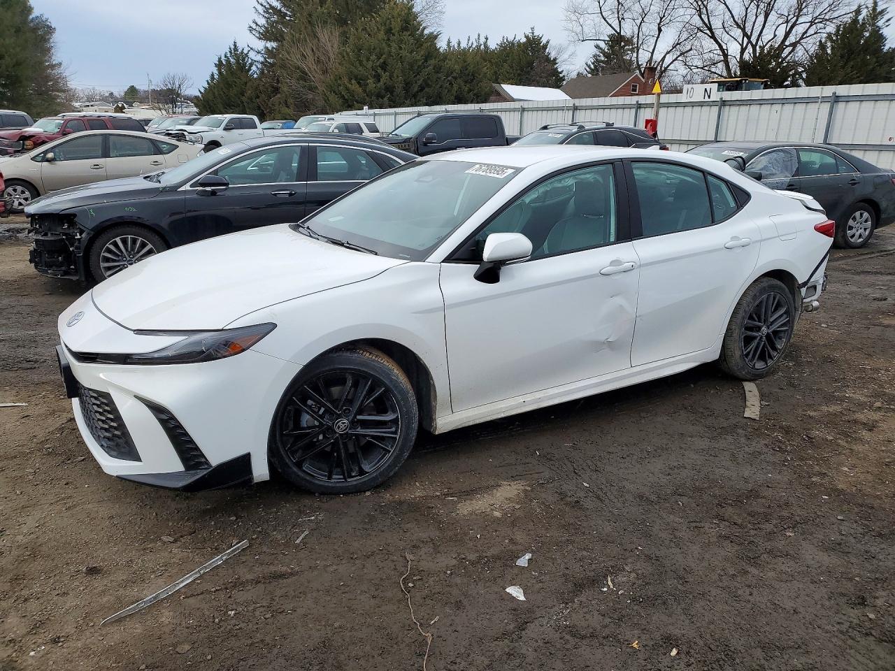 2025 TOYOTA CAMRY