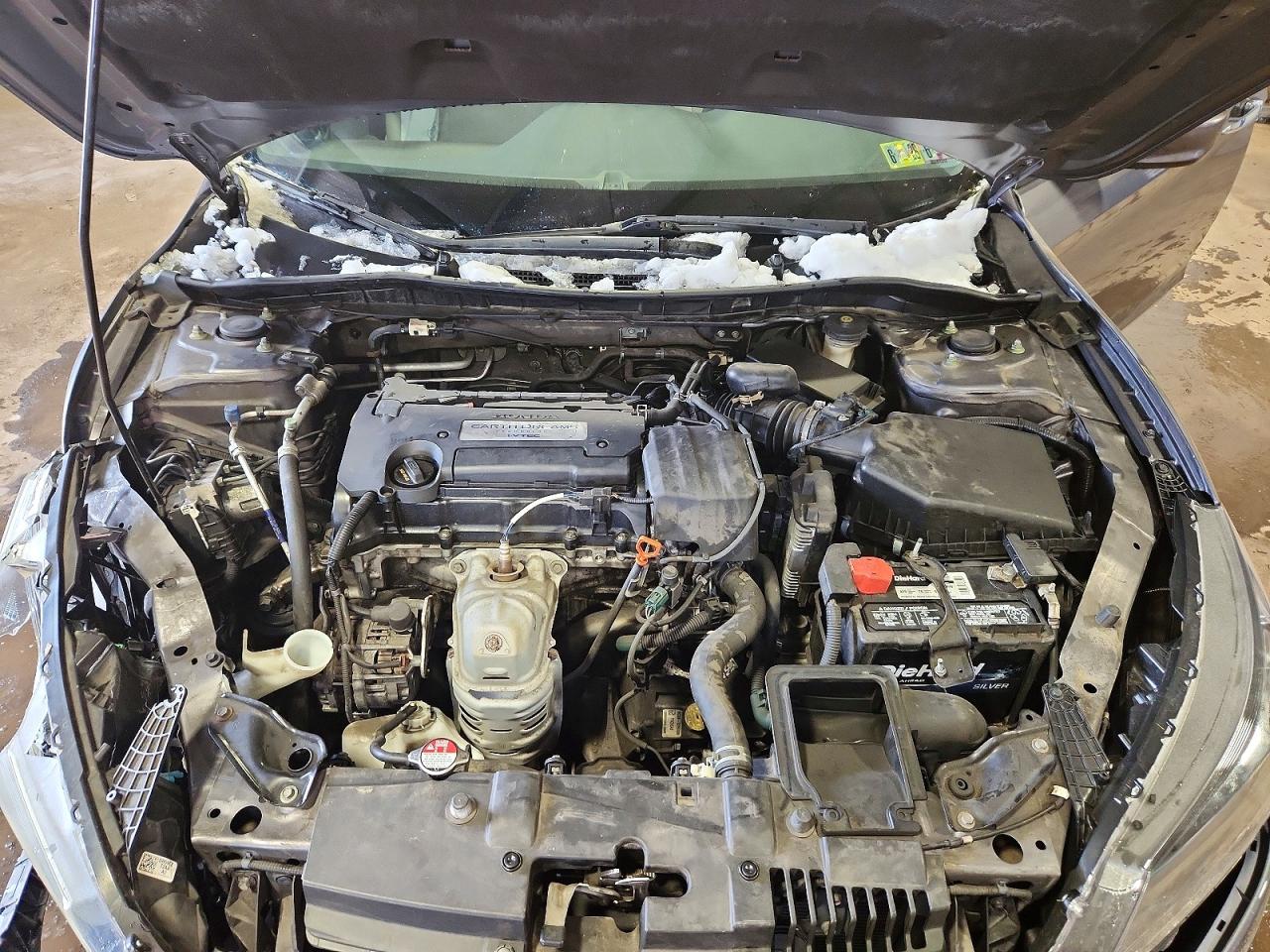 2015 HONDA ACCORD LX photo 11