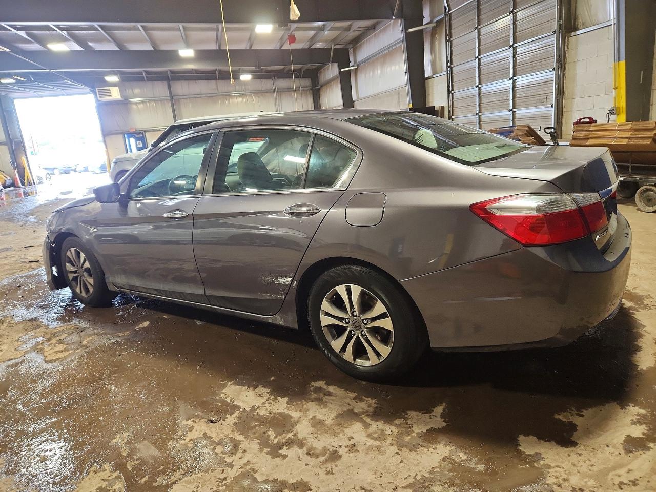 2015 HONDA ACCORD LX photo 2