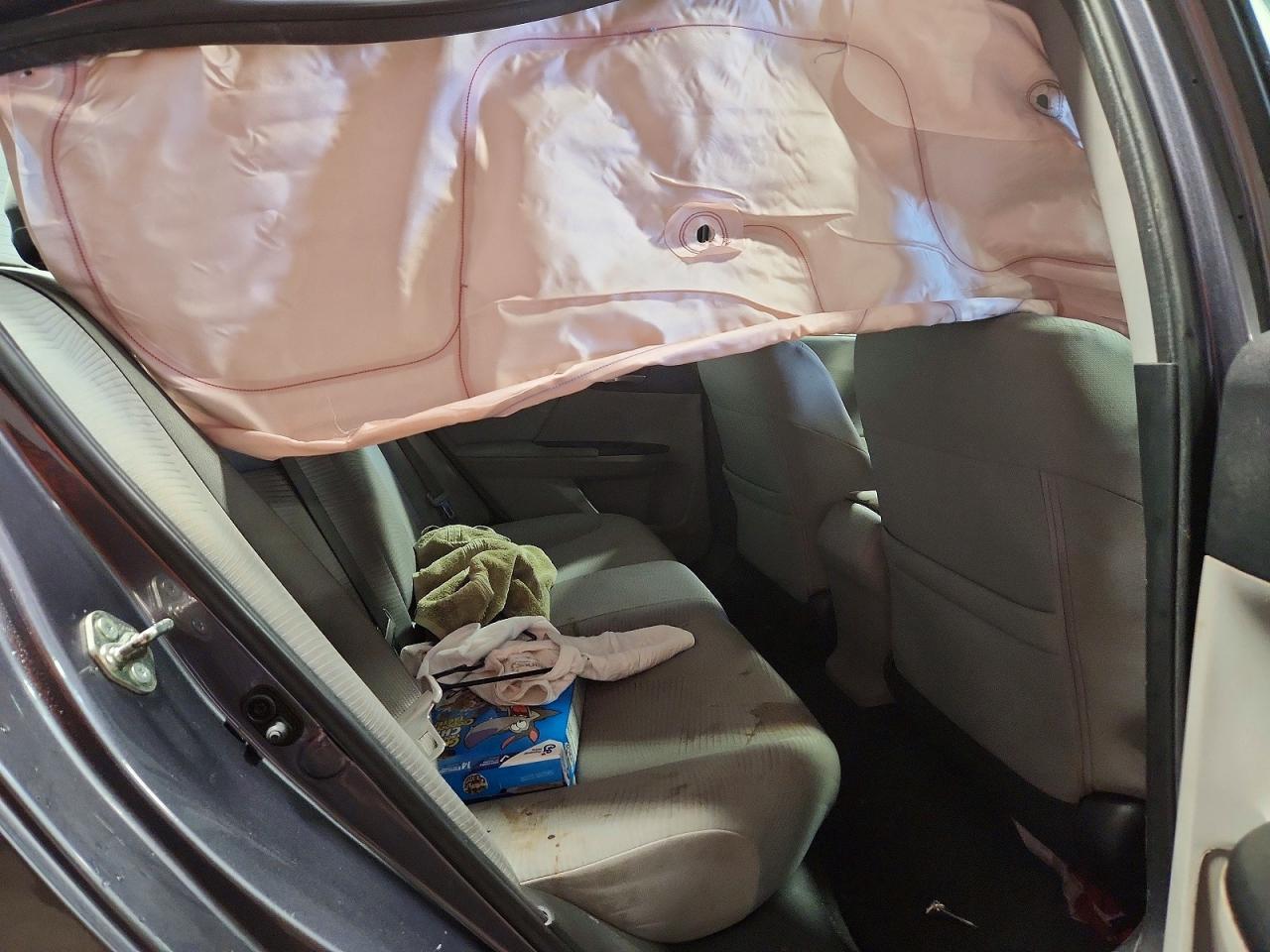 2015 HONDA ACCORD LX photo 10