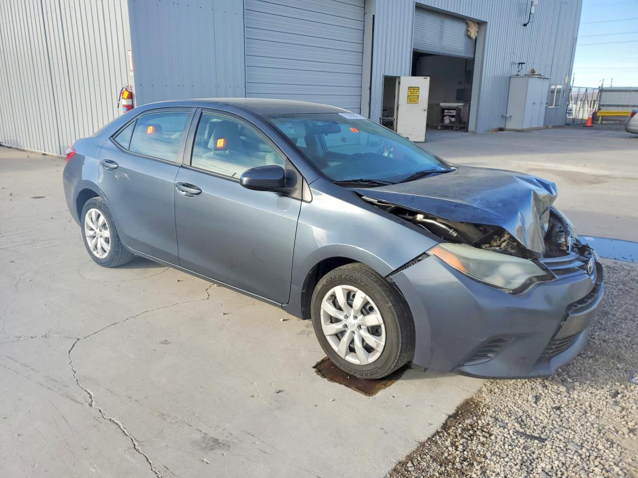 2015 TOYOTA COROLLA L photo 4
