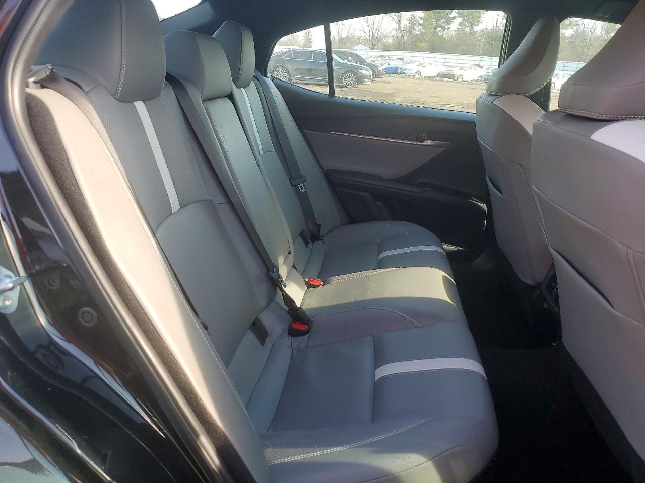 2025 TOYOTA CAMRY XSE photo 10