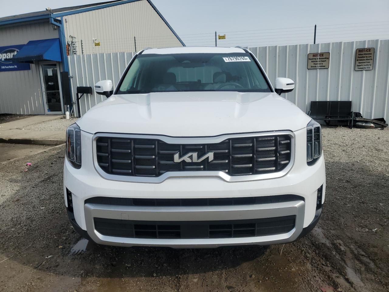 2025 KIA TELLURIDE S photo 13