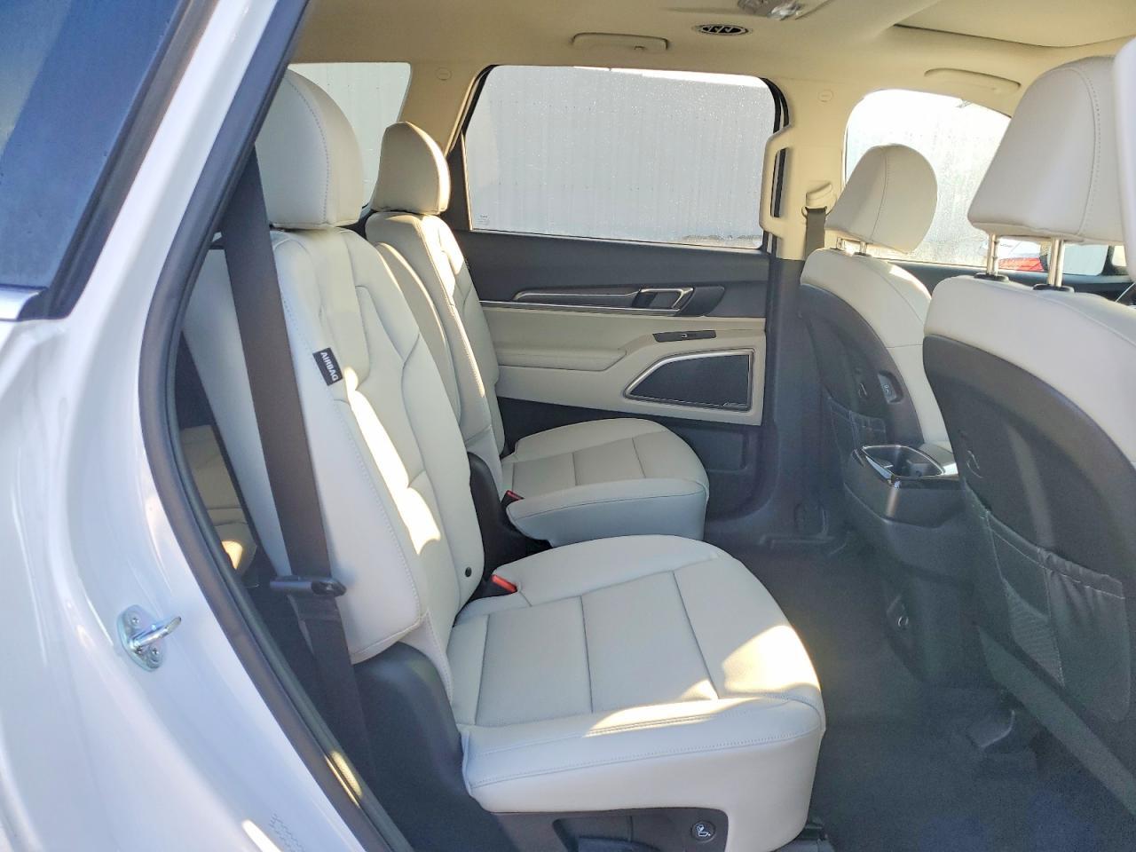 2025 KIA TELLURIDE S photo 31