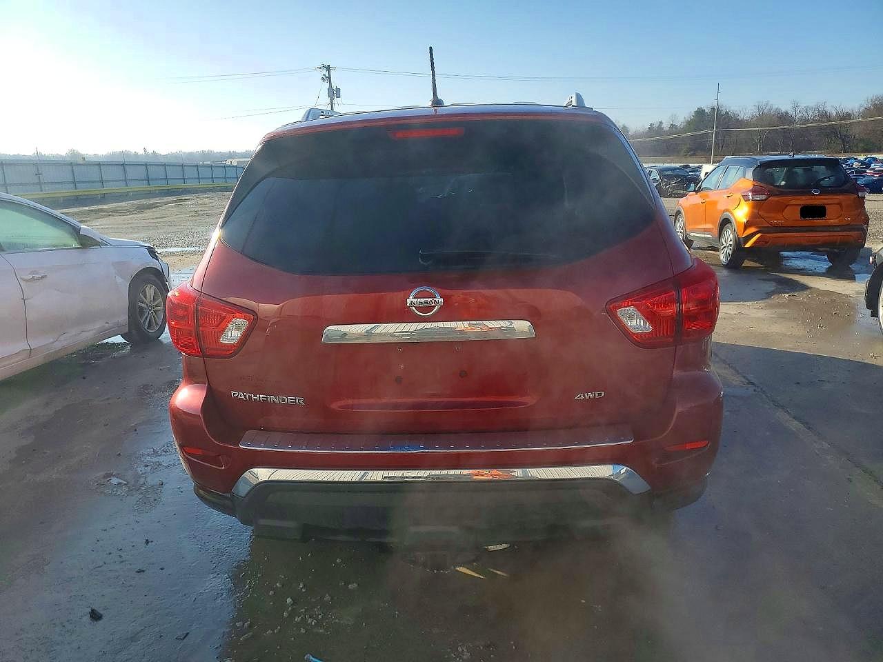 2017 NISSAN PATHFINDER S photo 16