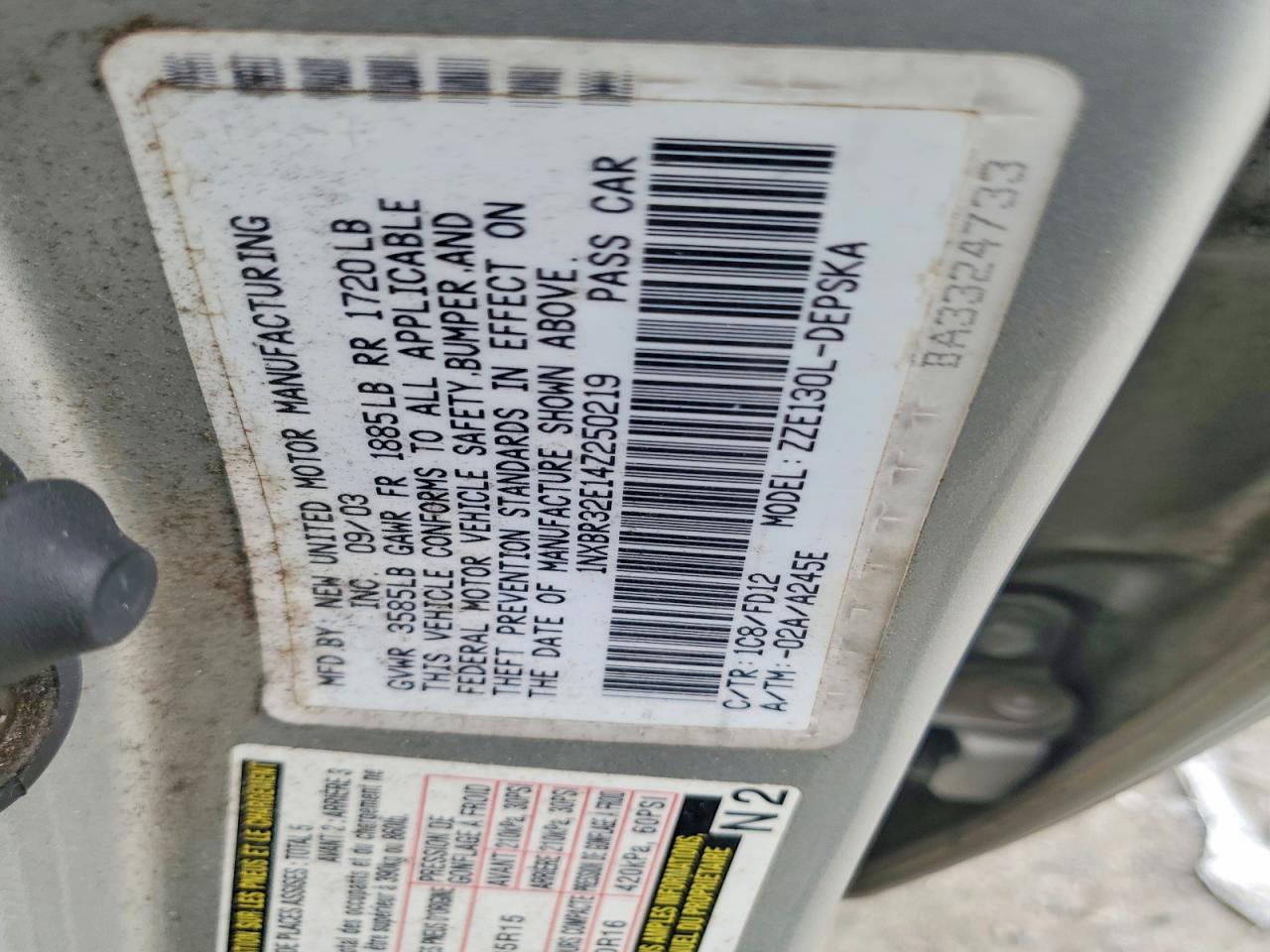 2004 TOYOTA COROLLA S photo 23