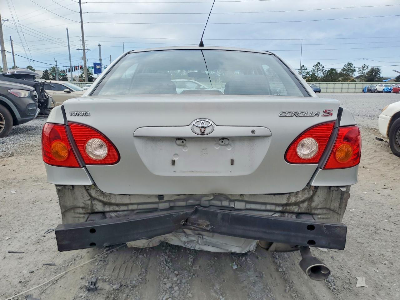2004 TOYOTA COROLLA S photo 11