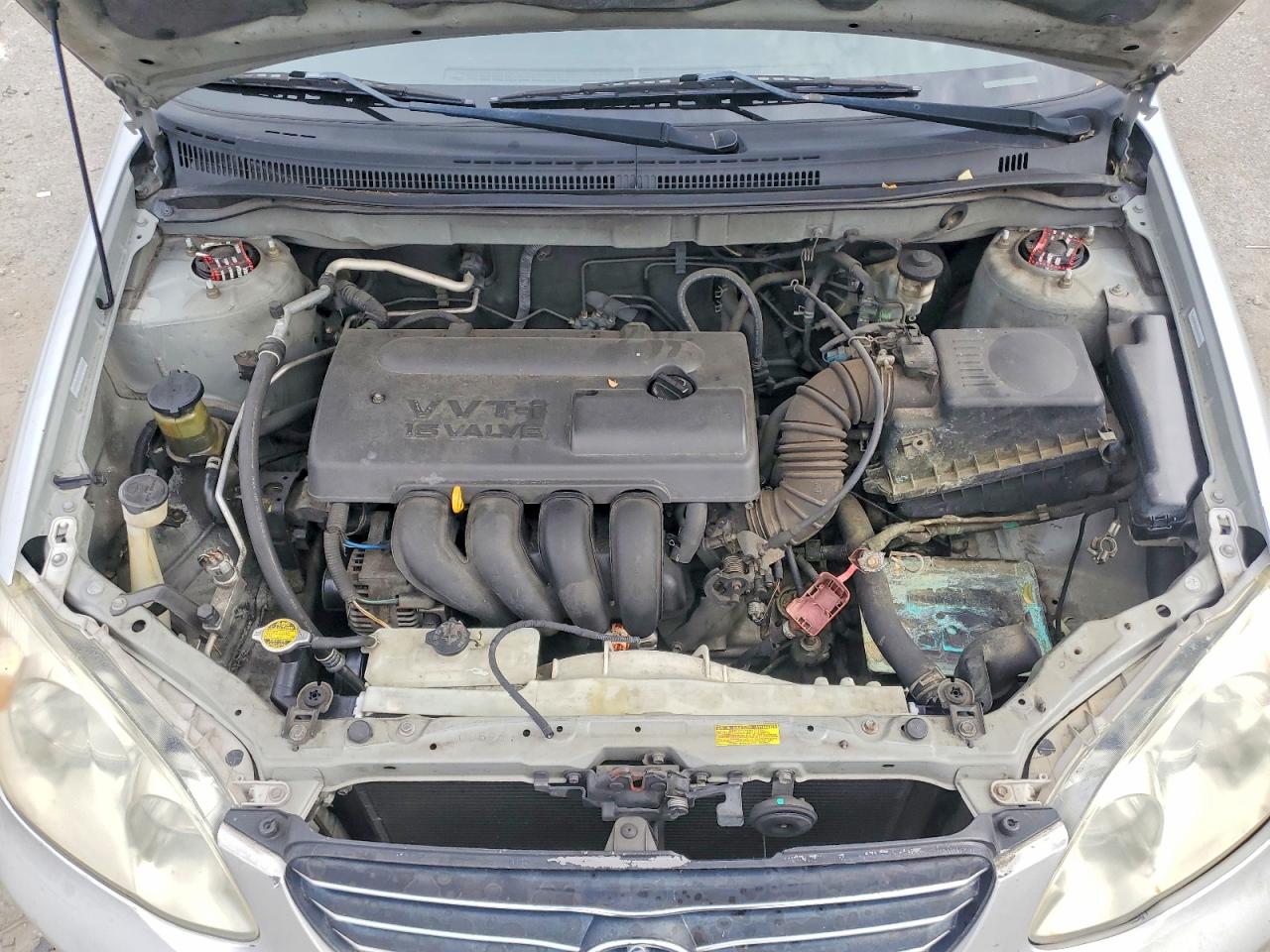 2004 TOYOTA COROLLA S photo 21