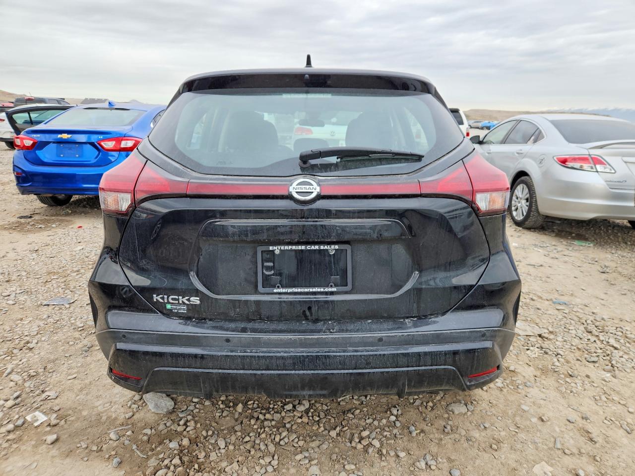 2021 NISSAN KICKS S photo 6