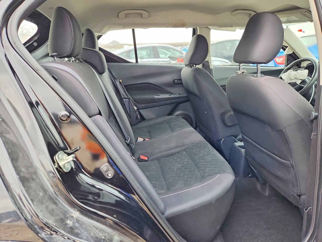 2021 NISSAN KICKS S photo 10
