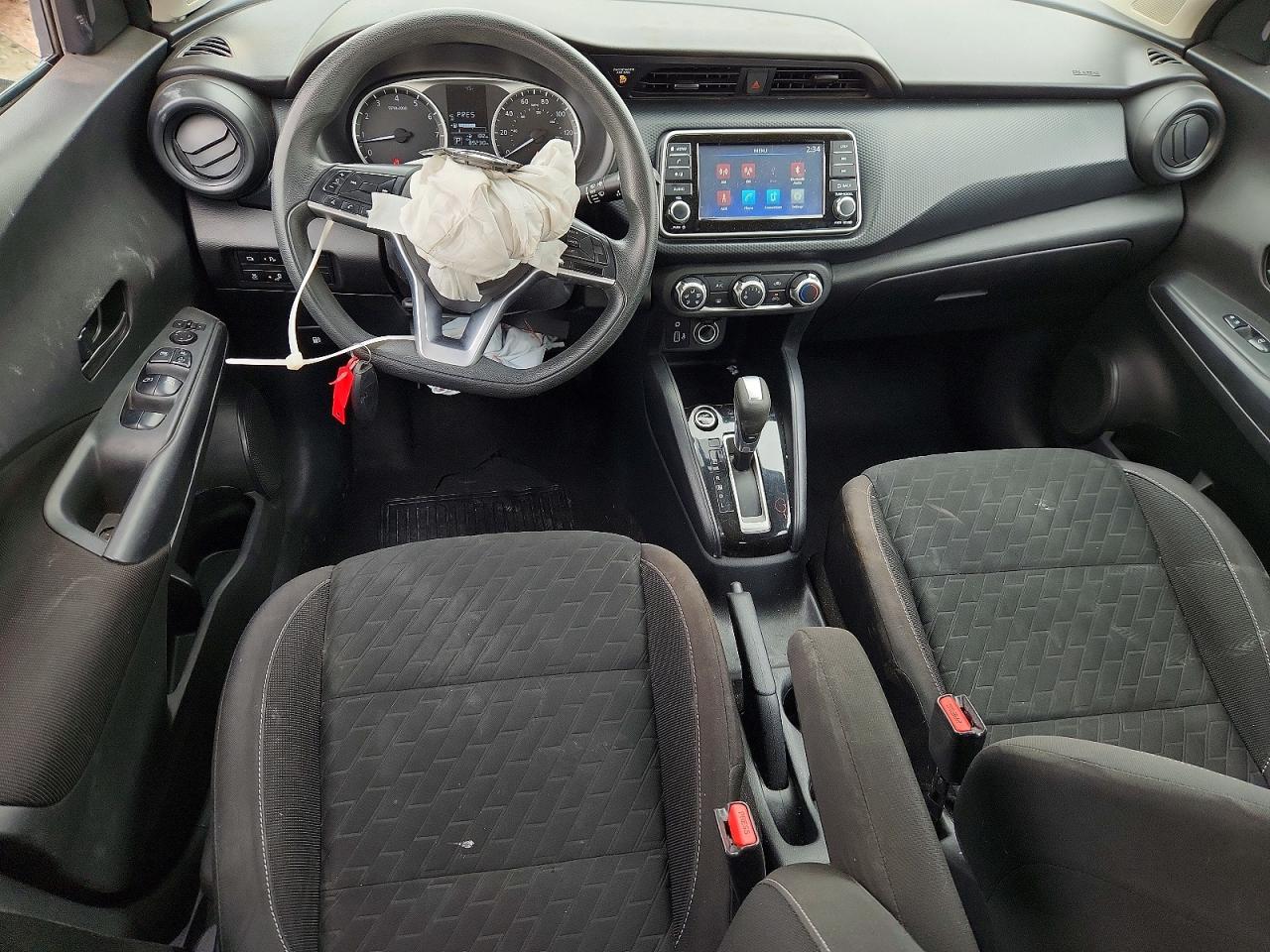 2021 NISSAN KICKS S photo 8