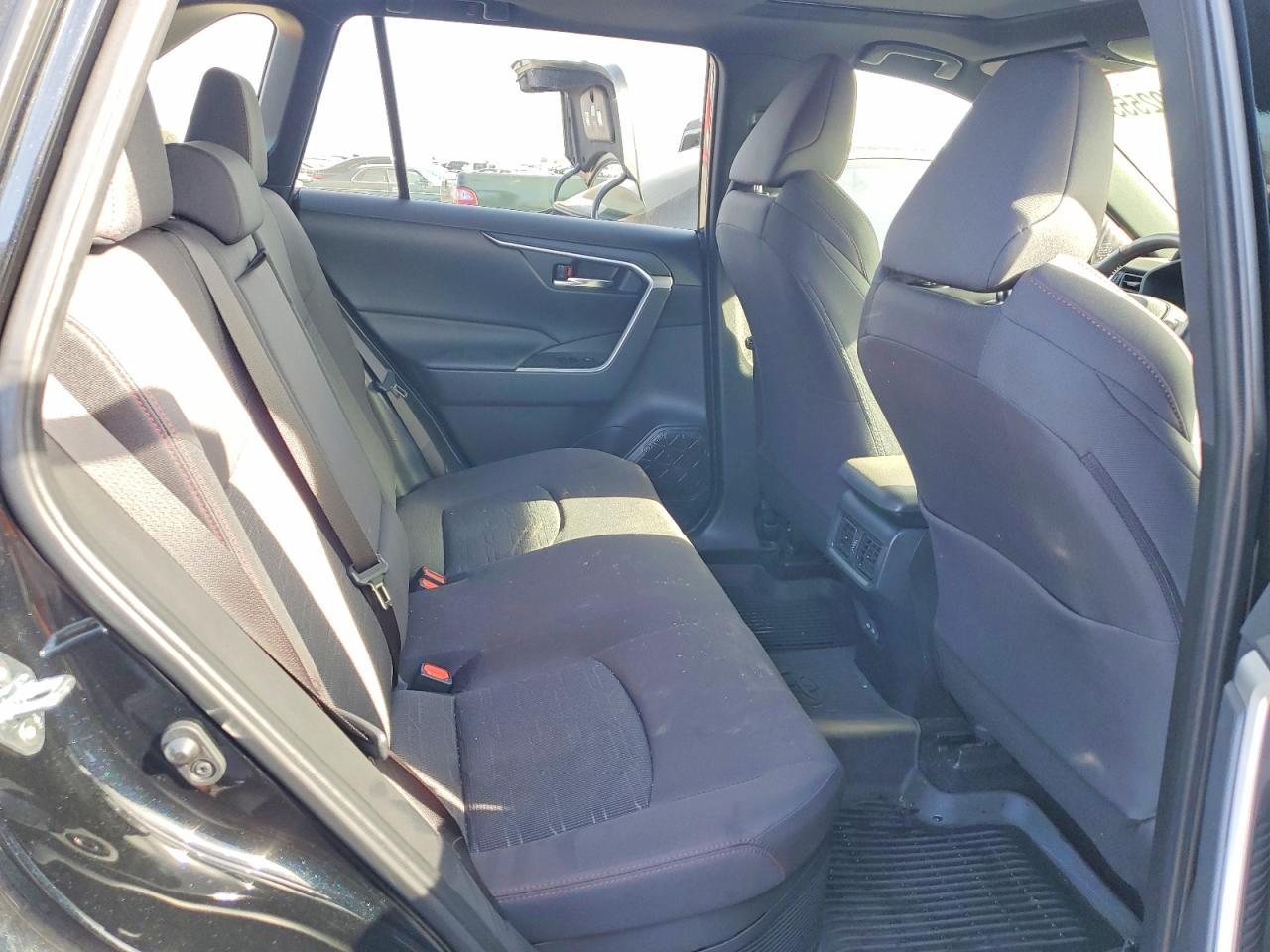 2022 TOYOTA RAV4 PRIME SE photo 10