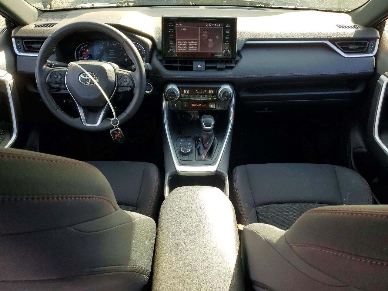 2022 TOYOTA RAV4 PRIME SE photo 8
