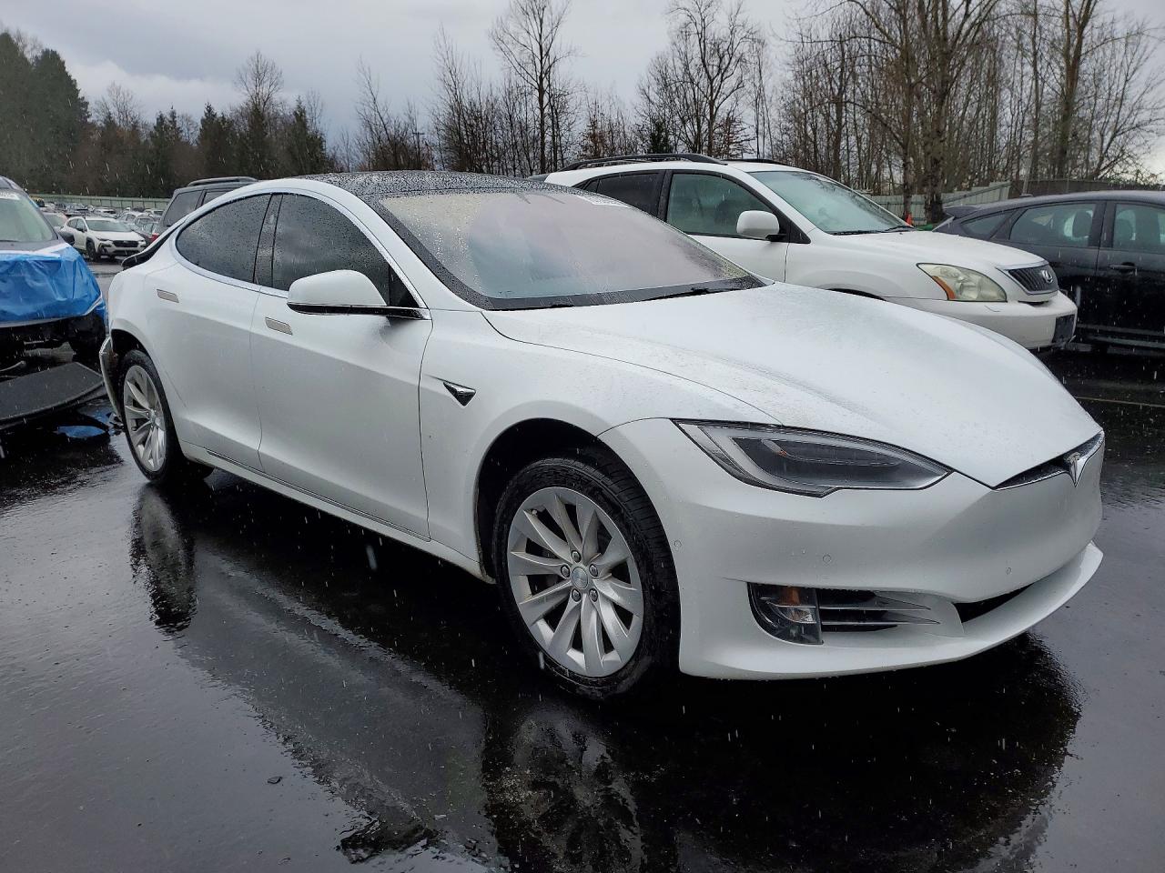 2018 TESLA MODEL S photo 7