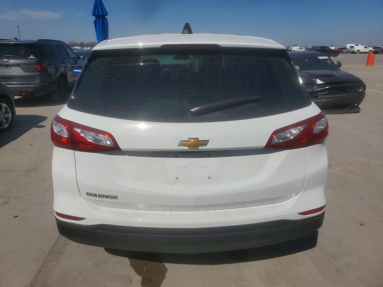 2021 CHEVROLET EQUINOX LS photo 11