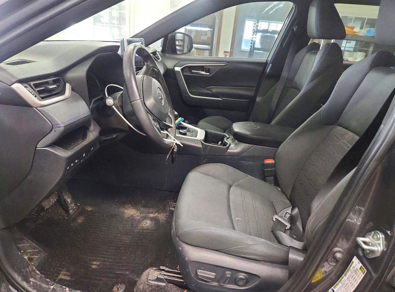 2024 TOYOTA RAV4 SE photo 19