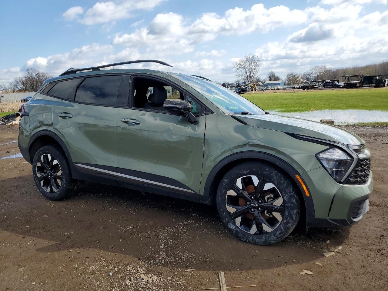 2023 KIA SPORTAGE X LINE photo 8