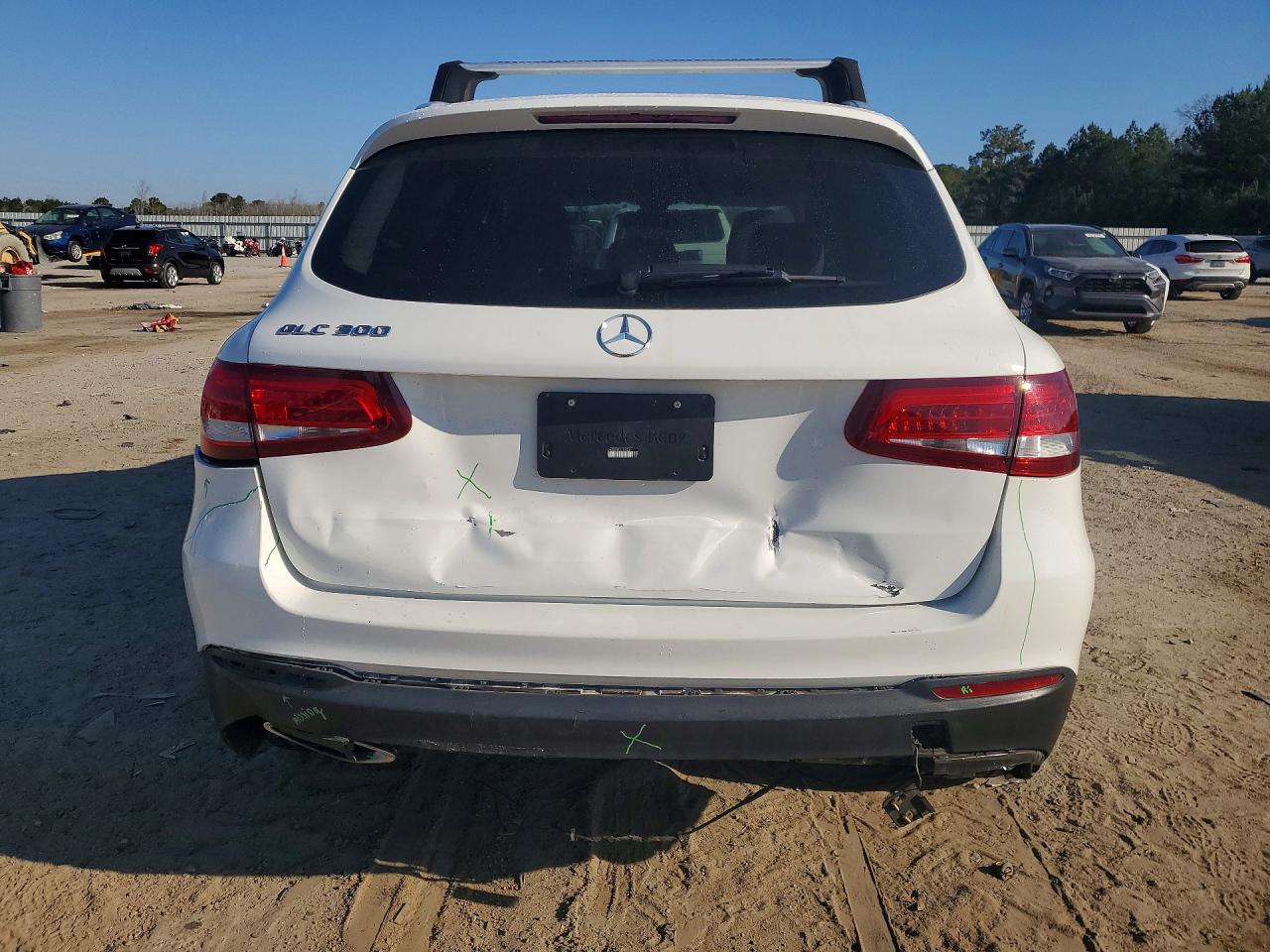 2017 MERCEDES-BENZ GLC 300 photo 6