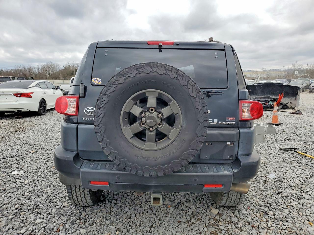 2007 TOYOTA FJ CRUISER BASE photo 11