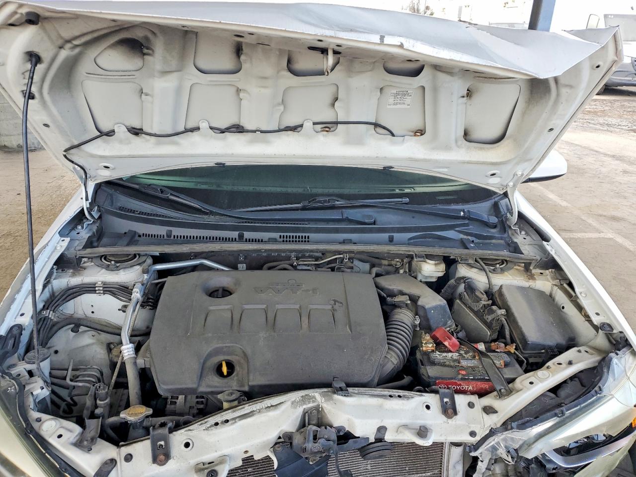 2014 TOYOTA COROLLA L photo 21