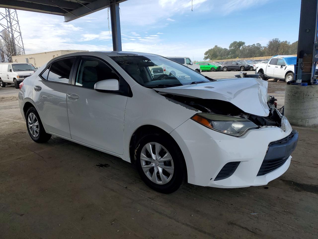 2014 TOYOTA COROLLA L photo 7