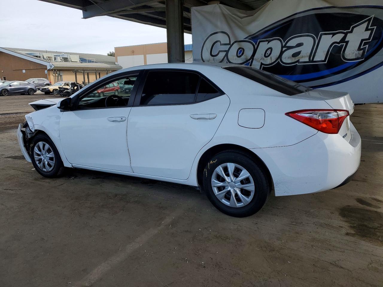 2014 TOYOTA COROLLA L photo 3