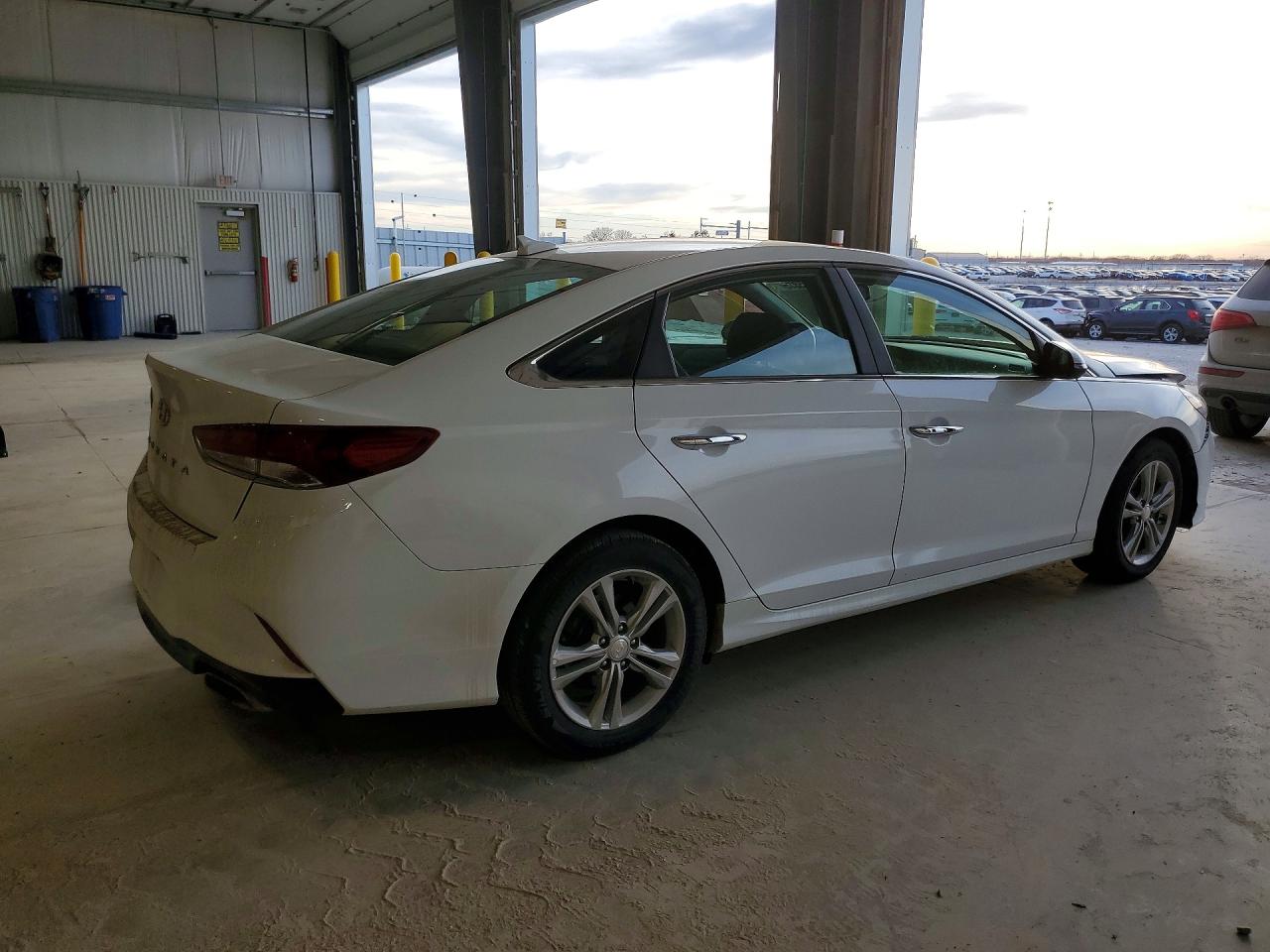 2018 HYUNDAI SONATA SPORT photo 3