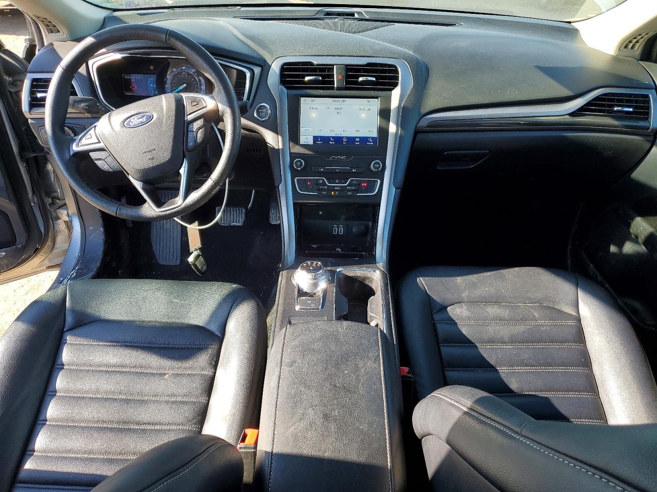 2020 FORD FUSION SEL photo 8