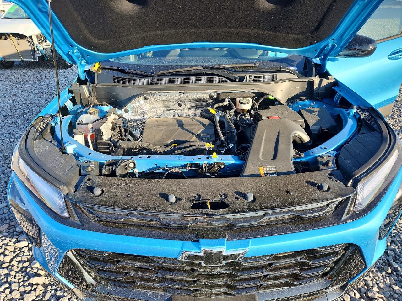 2025 CHEVROLET TRAX ACTIV photo 11