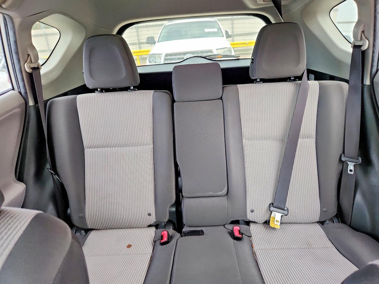 2013 TOYOTA RAV4 LE photo 28