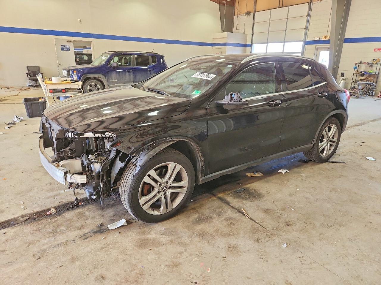 2019 MERCEDES-BENZ GLA