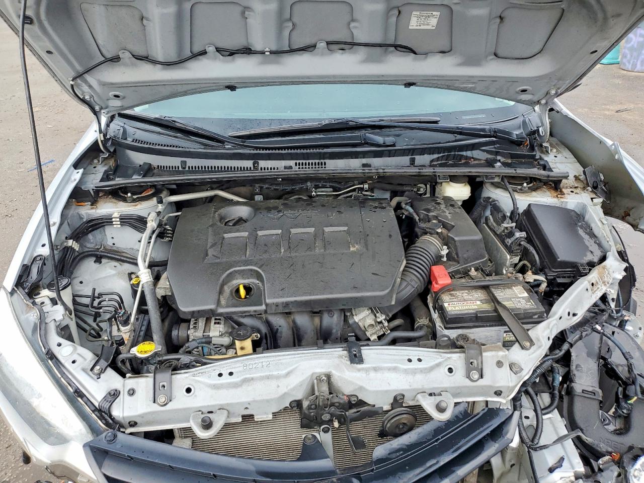2014 TOYOTA COROLLA LE photo 31