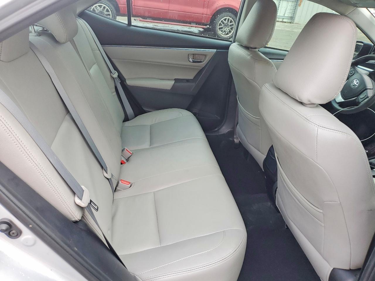 2014 TOYOTA COROLLA LE photo 28