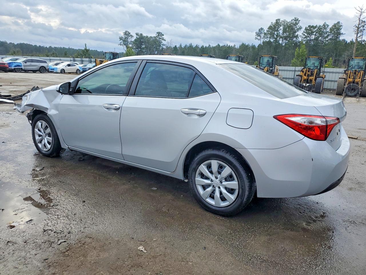 2014 TOYOTA COROLLA LE photo 4