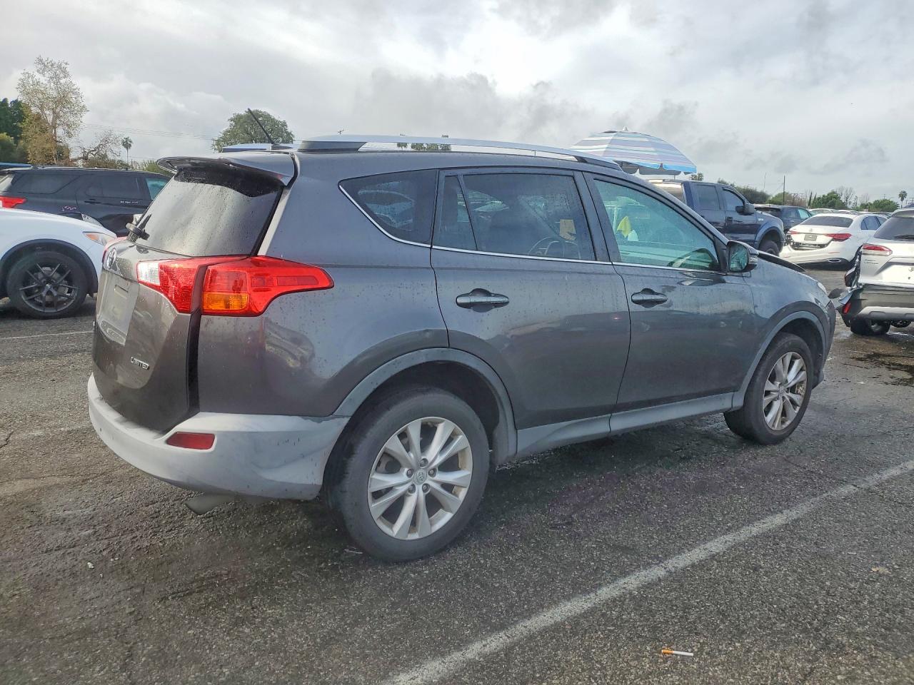 2015 TOYOTA RAV4 LIMITED photo 7